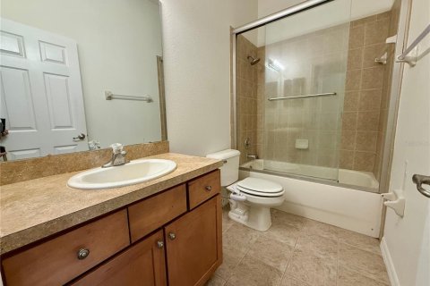 Townhouse in Pinellas Park, Florida 3 bedrooms, 131.92 sq.m. № 1914570 - photo 9