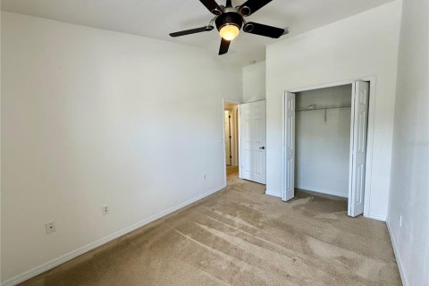 Townhouse in Pinellas Park, Florida 3 bedrooms, 131.92 sq.m. № 1914570 - photo 8