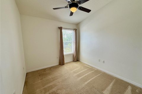 Townhouse in Pinellas Park, Florida 3 bedrooms, 131.92 sq.m. № 1914570 - photo 10