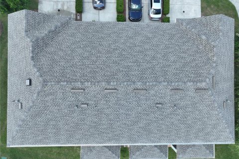 Townhouse in Pinellas Park, Florida 3 bedrooms, 131.92 sq.m. № 1914570 - photo 18