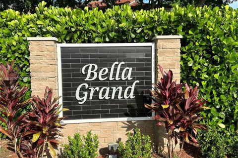 Copropriété à vendre à Pembroke Pines, Floride: 2 chambres, 84.91 m2 № 1986521 - photo 27