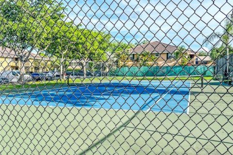 Copropriété à vendre à Pembroke Pines, Floride: 2 chambres, 84.91 m2 № 1986521 - photo 25