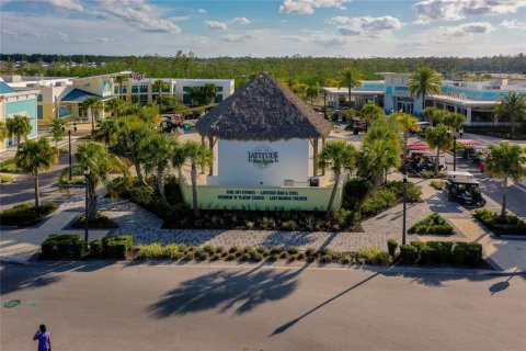 House in Daytona Beach, Florida 2 bedrooms, 156.17 sq.m. № 2167218 - photo 4