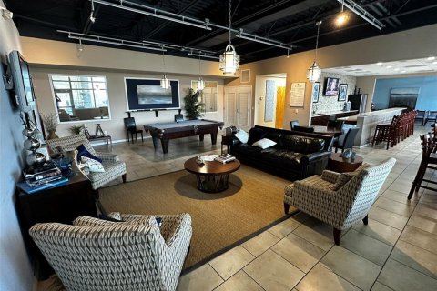 Townhouse in Saint Petersburg, Florida 3 bedrooms, 178.37 sq.m. № 2237583 - photo 27