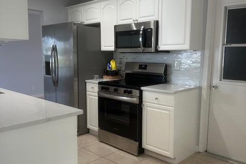 Villa ou maison à vendre à West Palm Beach, Floride: 2 chambres, 122.63 m2 № 2173154 - photo 11