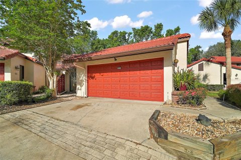 Townhouse in Yalaha, Florida 3 bedrooms, 118.64 sq.m. № 1601857 - photo 2