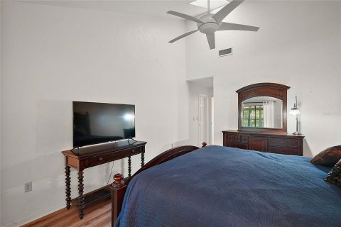 Townhouse in Yalaha, Florida 3 bedrooms, 118.64 sq.m. № 1601857 - photo 20