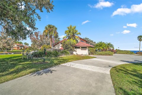 Townhouse in Yalaha, Florida 3 bedrooms, 118.64 sq.m. № 1601857 - photo 27