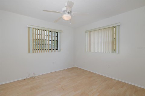 House in Port Richey, Florida 3 bedrooms, 151.62 sq.m. № 1826324 - photo 26
