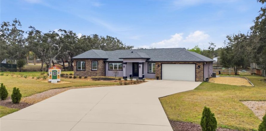 Villa ou maison à Spring Hill, Floride 3 chambres, 243.59 m2 № 2110660