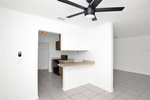 Condo in Orlando, Florida, 3 bedrooms  № 1808368 - photo 13