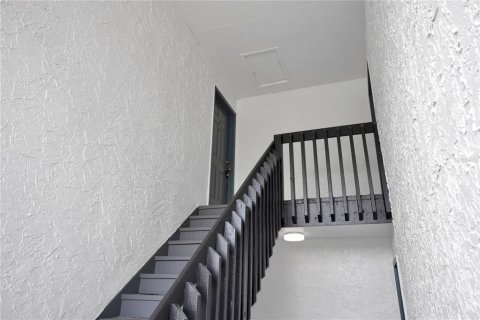 Condo in Orlando, Florida, 3 bedrooms  № 1808368 - photo 2