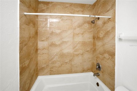 Condo in Orlando, Florida, 3 bedrooms  № 1808368 - photo 23
