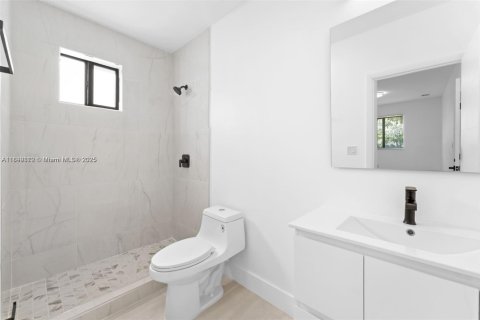 Villa ou maison à louer à Miami, Floride: 3 chambres № 1951207 - photo 4