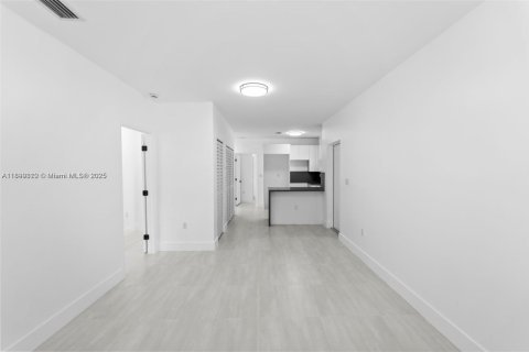 Villa ou maison à louer à Miami, Floride: 3 chambres № 1951207 - photo 7