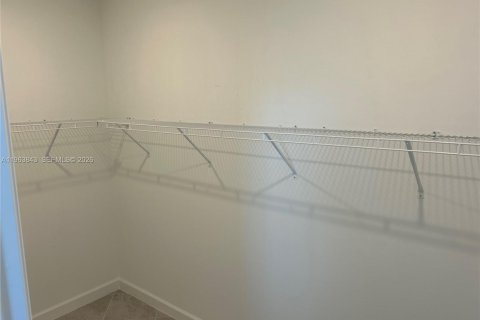 Villa ou maison à vendre à Lehigh Acres, Floride: 3 chambres, 171.78 m2 № 2025495 - photo 14