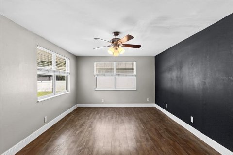 Villa ou maison à vendre à Tampa, Floride: 3 chambres, 103.31 m2 № 2258803 - photo 5