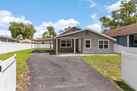 Villa ou maison à vendre à Tampa, Floride: 3 chambres, 103.31 m2 № 2258803 - photo 2