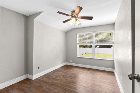Villa ou maison à vendre à Tampa, Floride: 3 chambres, 103.31 m2 № 2258803 - photo 17