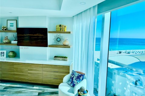 Condo in Fort Lauderdale, Florida, 2 bedrooms  № 1994759 - photo 6