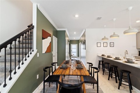Townhouse in Kissimmee, Florida 5 bedrooms, 201.41 sq.m. № 1751391 - photo 8