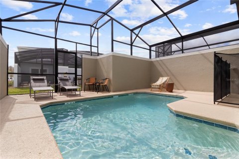 Townhouse in Kissimmee, Florida 5 bedrooms, 201.41 sq.m. № 1751391 - photo 9