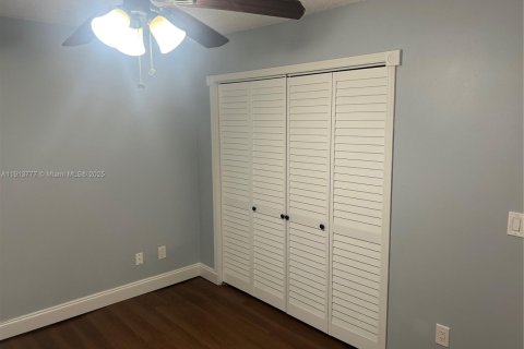 Condominio en venta en Miami, Florida, 2 dormitorios, 65.68 m2 № 2034506 - foto 24