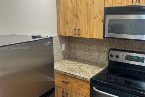 Condominio en venta en Miami, Florida, 2 dormitorios, 65.68 m2 № 2034506 - foto 5