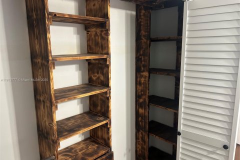 Condominio en venta en Miami, Florida, 2 dormitorios, 65.68 m2 № 2034506 - foto 22