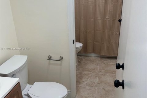 Condominio en venta en Miami, Florida, 2 dormitorios, 65.68 m2 № 2034506 - foto 17