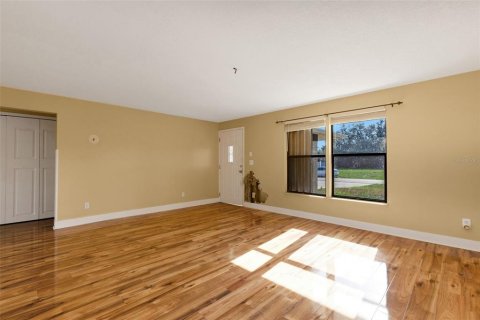 House in Cape Coral, Florida 3 bedrooms, 154.5 sq.m. № 1743065 - photo 6