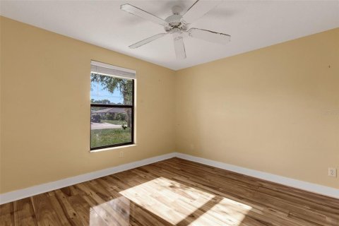 House in Cape Coral, Florida 3 bedrooms, 154.5 sq.m. № 1743065 - photo 21