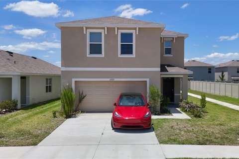 House in Wesley Chapel, Florida 4 bedrooms, 209.96 sq.m. № 2099978