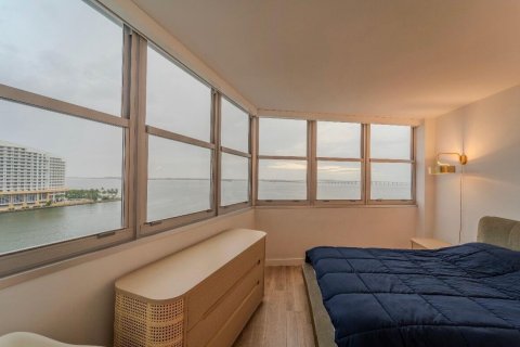 Copropriété à louer à Miami, Floride: 2 chambres, 91.97 m2 № 2401215 - photo 16