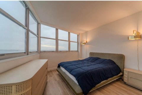 Copropriété à louer à Miami, Floride: 2 chambres, 91.97 m2 № 2401215 - photo 15
