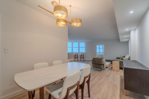 Copropriété à louer à Miami, Floride: 2 chambres, 91.97 m2 № 2401215 - photo 11