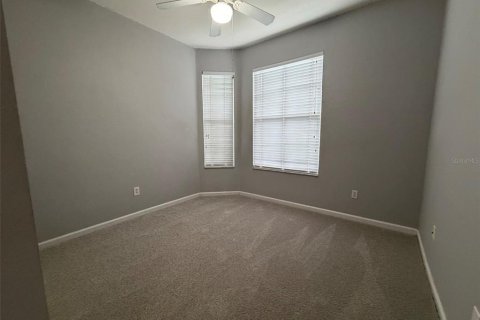 Condo in Orlando, Florida, 3 bedrooms  № 2094825 - photo 10