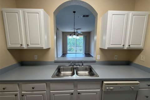 Condo in Orlando, Florida, 3 bedrooms  № 2094825 - photo 7