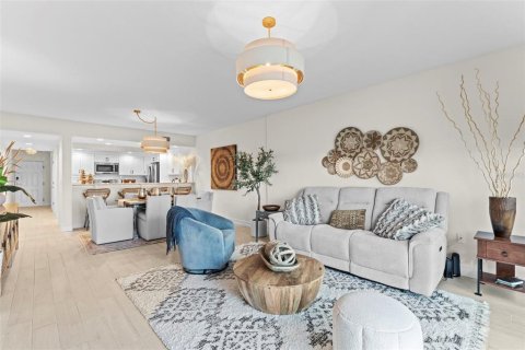 Condominio en venta en Titusville, Florida, 2 dormitorios, 125.42 m2 № 2306691 - foto 21