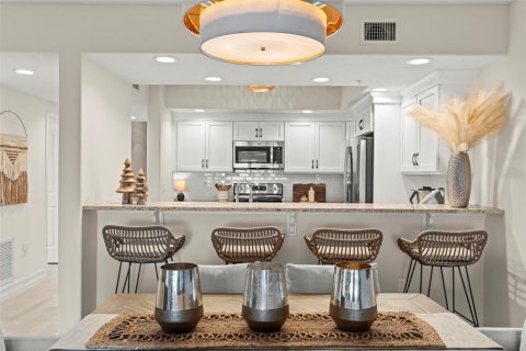 Condominio en venta en Titusville, Florida, 2 dormitorios, 125.42 m2 № 2306691 - foto 12
