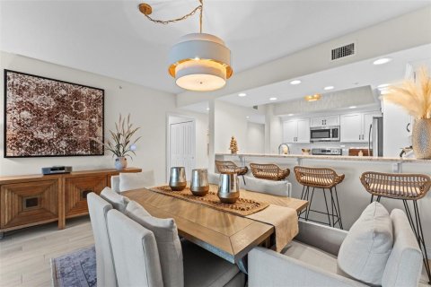 Condominio en venta en Titusville, Florida, 2 dormitorios, 125.42 m2 № 2306691 - foto 14