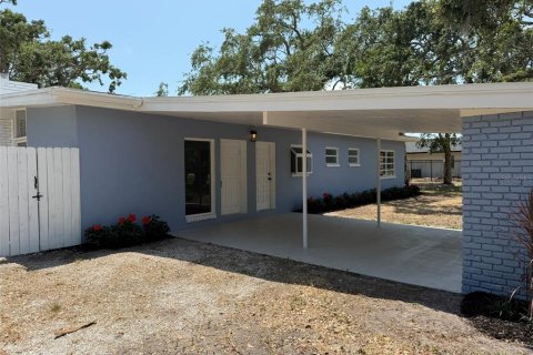 Villa ou maison à vendre à Saint Petersburg, Floride: 3 chambres, 170.85 m2 № 1681065 - photo 5