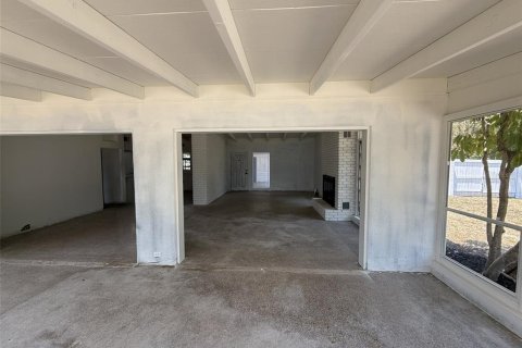 Villa ou maison à vendre à Saint Petersburg, Floride: 3 chambres, 170.85 m2 № 1681065 - photo 18