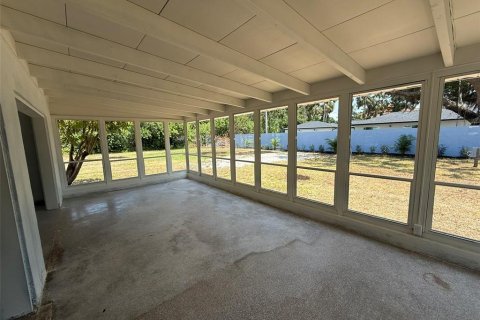 Villa ou maison à vendre à Saint Petersburg, Floride: 3 chambres, 170.85 m2 № 1681065 - photo 20