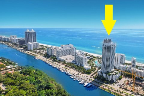 Condo in Miami Beach, Florida  № 2154760 - photo 16