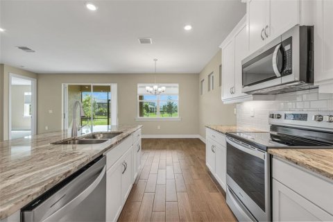 Casa en venta en Port Charlotte, Florida, 4 dormitorios, 188.78 m2 № 1914185 - foto 5