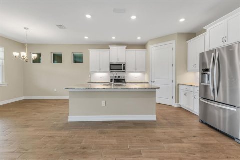 Casa en venta en Port Charlotte, Florida, 4 dormitorios, 188.78 m2 № 1914185 - foto 4