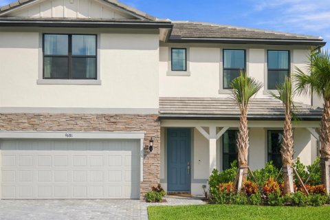 House in Lake Worth, Florida 5 bedrooms, 268.86 sq.m. № 2412349 - photo 6