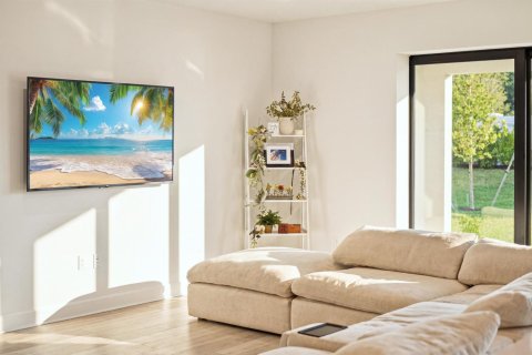 House in Lake Worth, Florida 5 bedrooms, 268.86 sq.m. № 2412349 - photo 14
