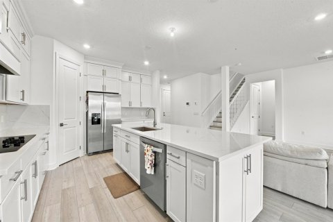 House in Lake Worth, Florida 5 bedrooms, 268.86 sq.m. № 2412349 - photo 22